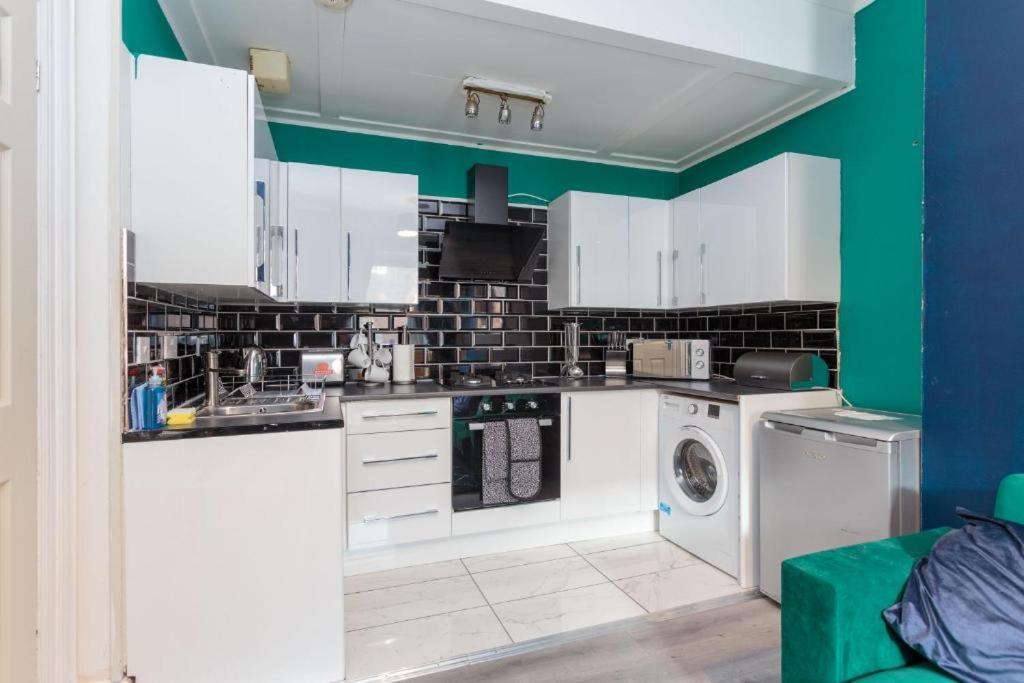 Beautiful Boutique Edinburgh Abode - Sleeps 4 Apartment Екстериор снимка