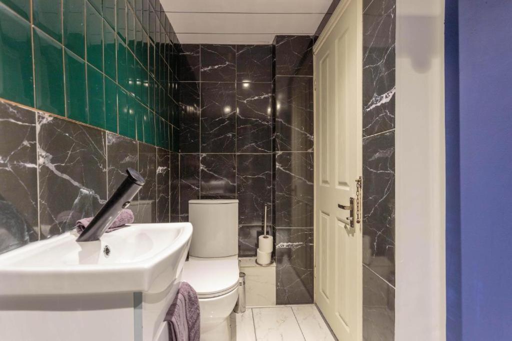 Beautiful Boutique Edinburgh Abode - Sleeps 4 Apartment Екстериор снимка
